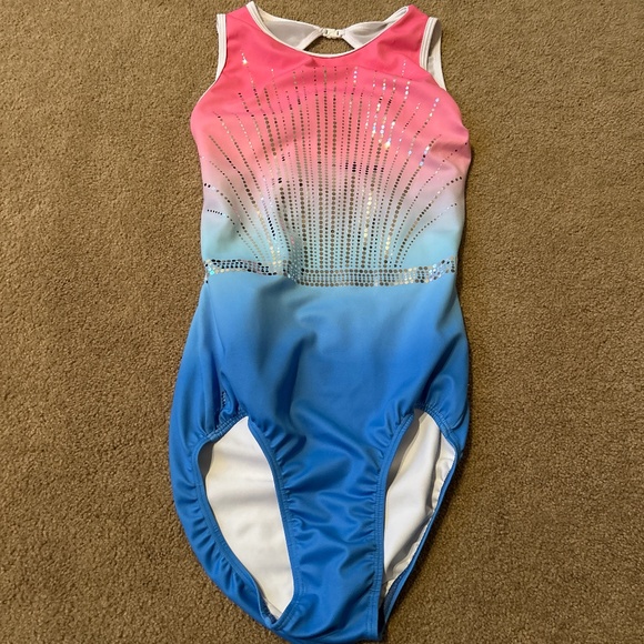 Sylvia P Leo-size adult small - Picture 1 of 2